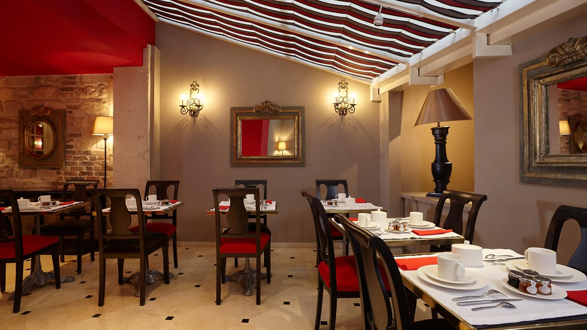 Relais Saint Jacques 4* Paris