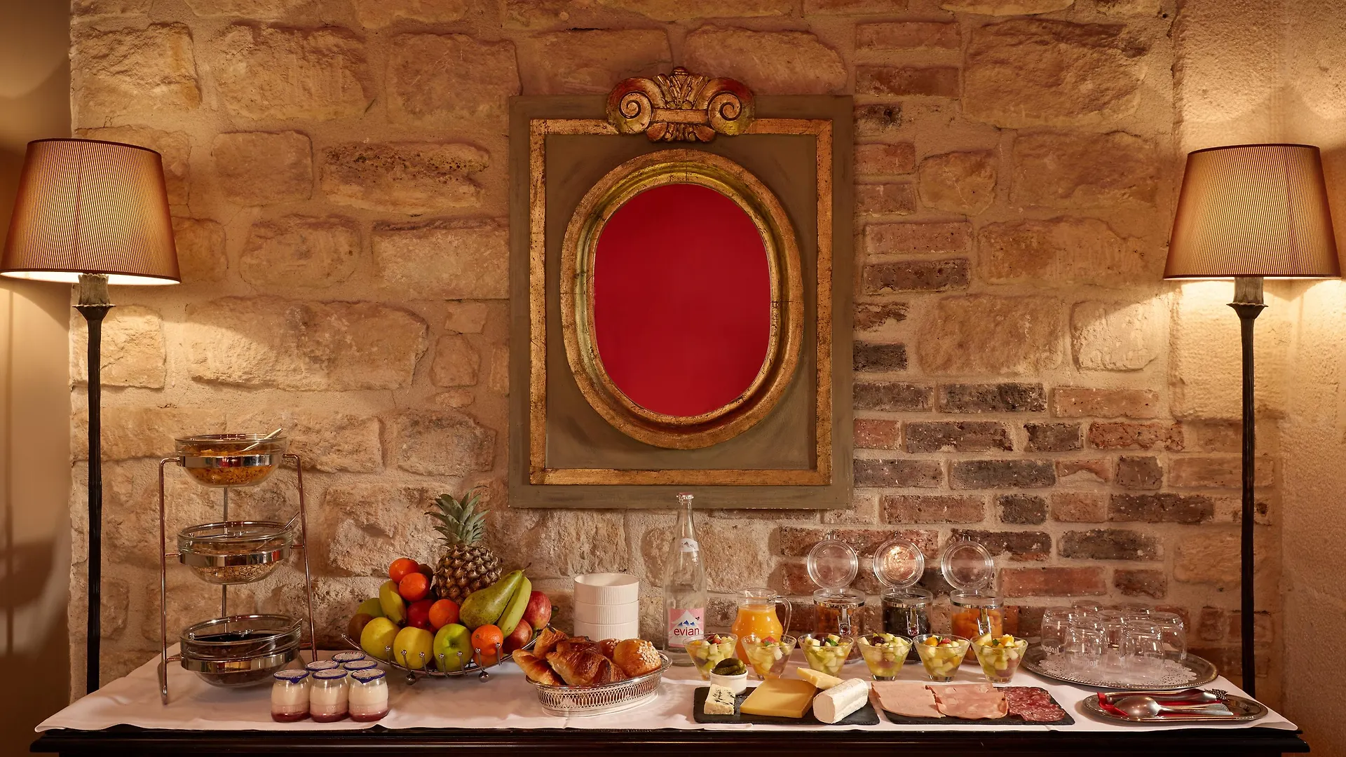 Relais Saint Jacques Hotel