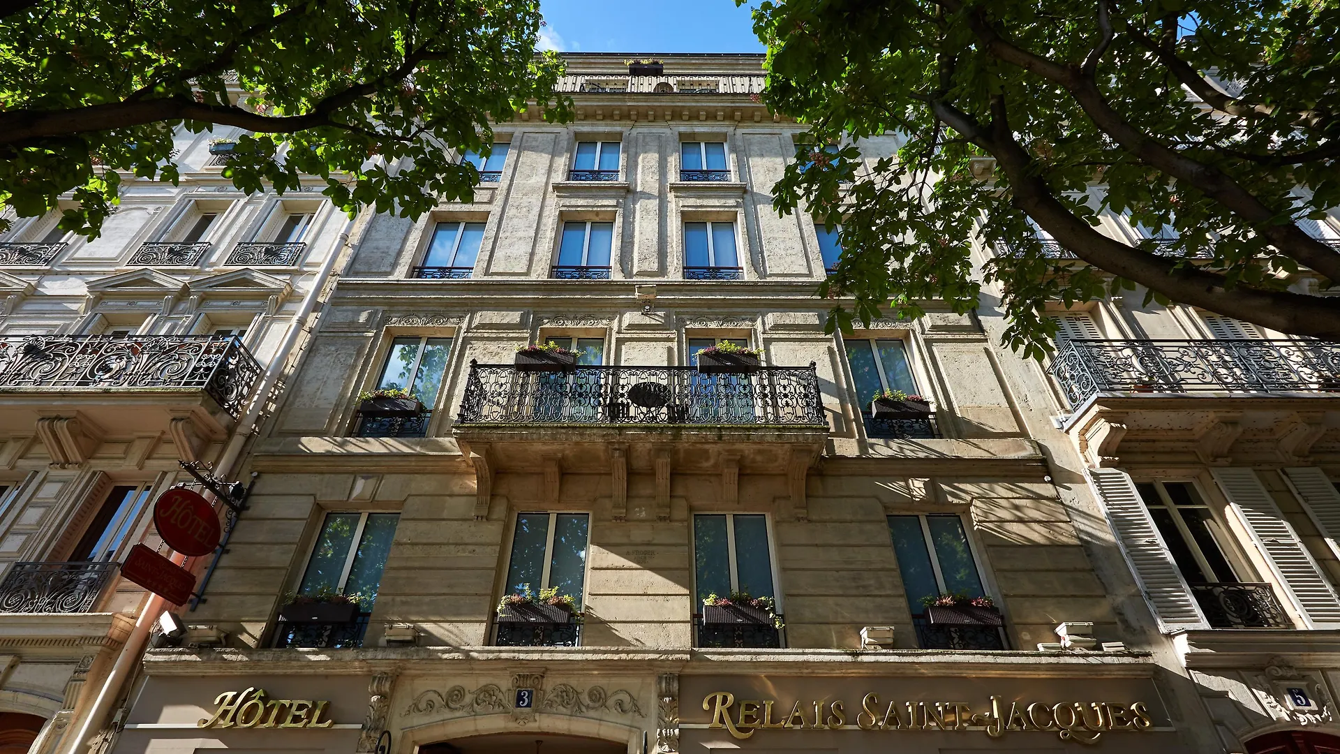 Relais Saint Jacques Hotel 4*