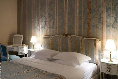 Hotel Relais Saint Jacques Paris